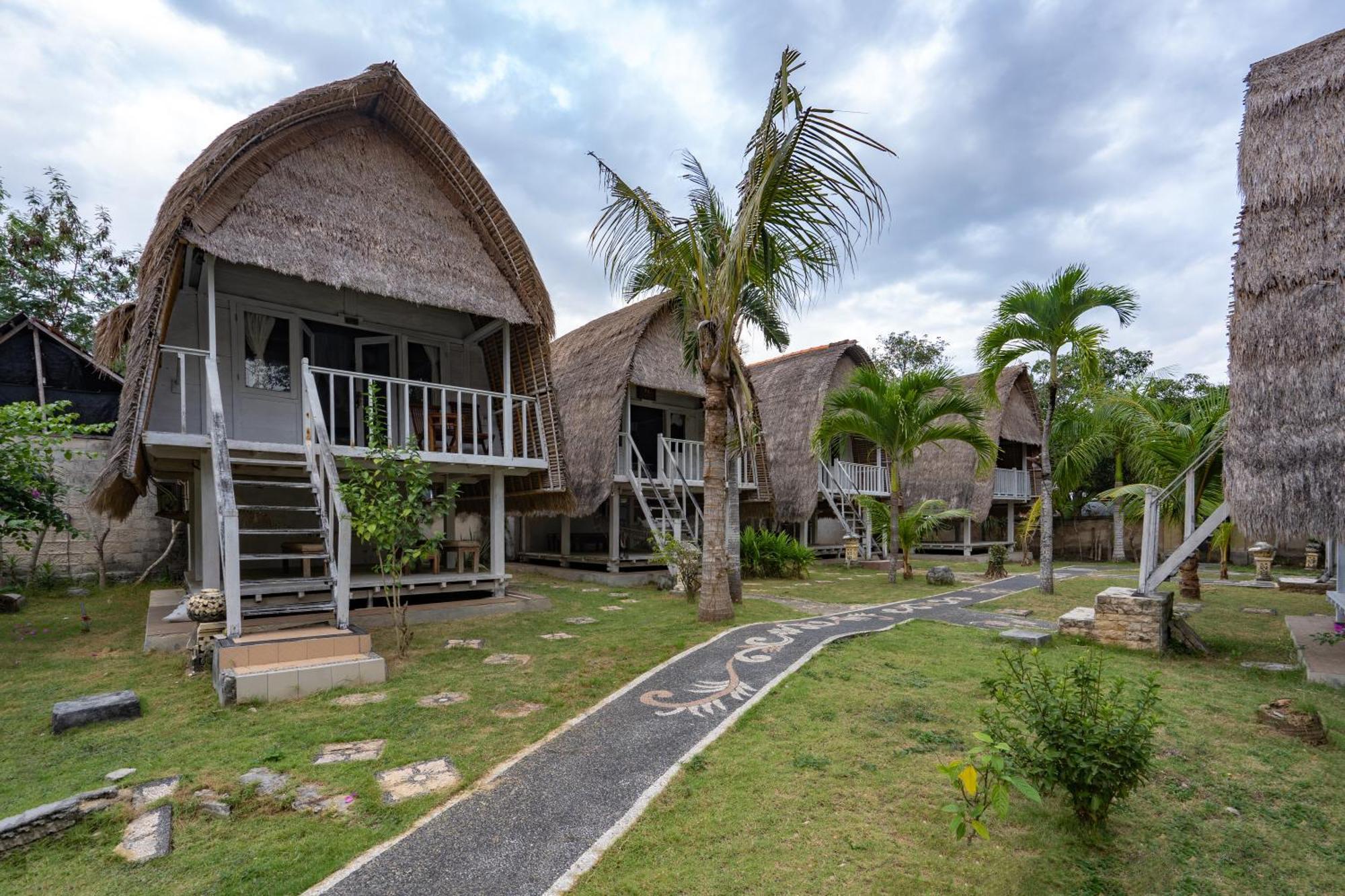 Mushroom Beach Bungalows Nusa Lembongan  Exterior photo