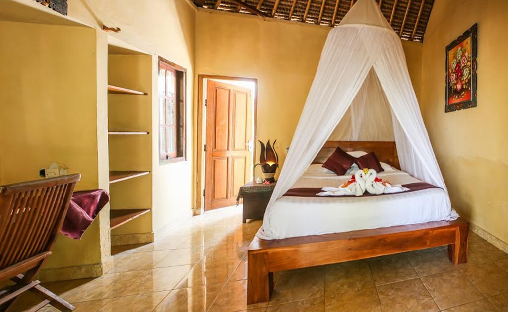 Mushroom Beach Bungalows Nusa Lembongan  Exterior photo